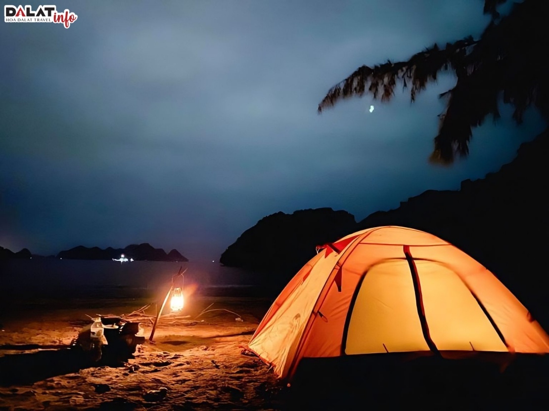 Cắm trại qua đêm ở Hòn Yến