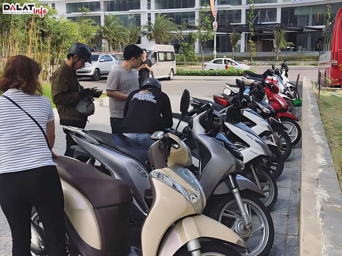 Cửa hàng cho thuê xe máy tại ga Phan Thiết