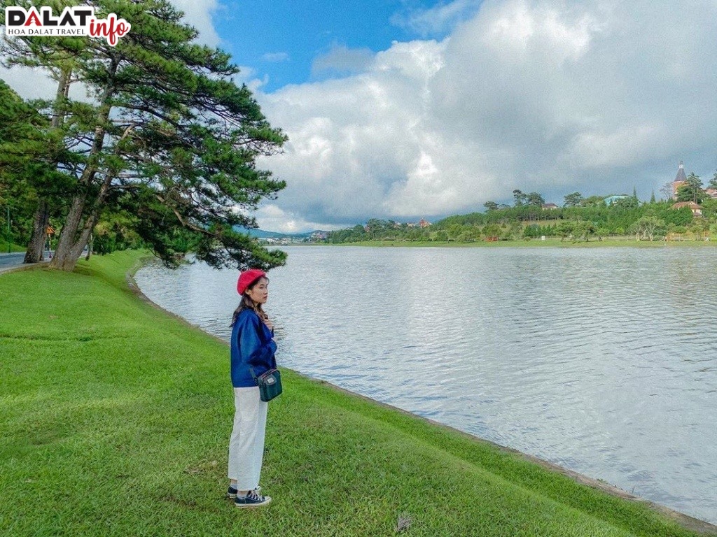 Hồ Xuân Hương - địa điểm chụp hình đẹp Đà Lạt nổi tiếng