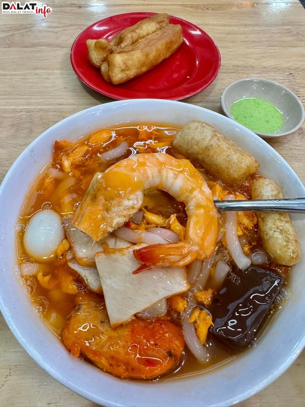 Bánh Canh Cua Cô Diệu Nguyễn Kiệm