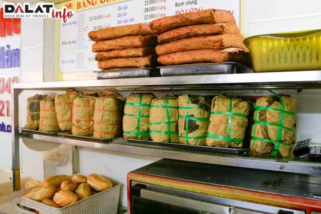 Cửa hàng bánh mì Hà Nội